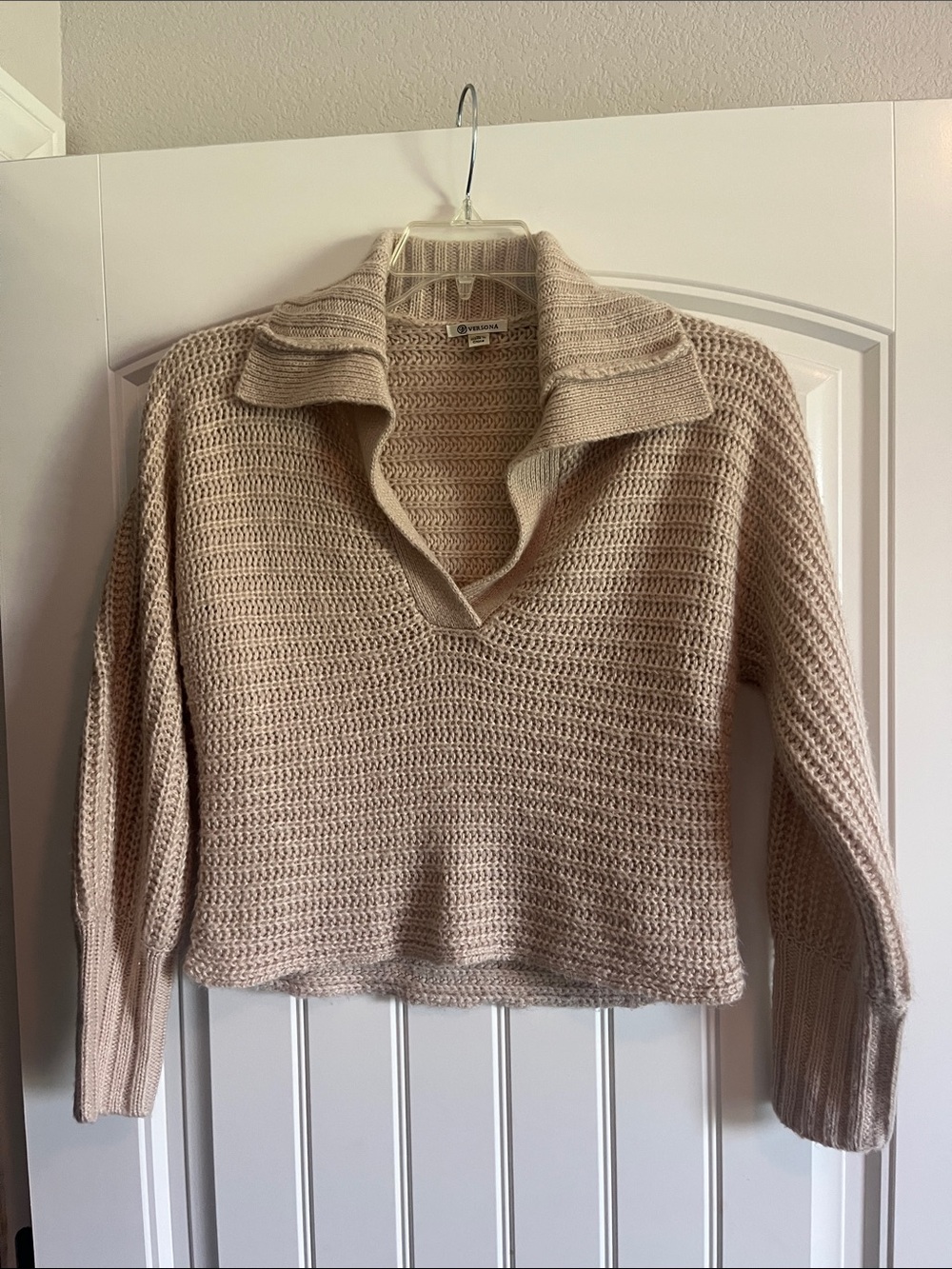 Versona Women's V-Neck Knit Sweater in Beige